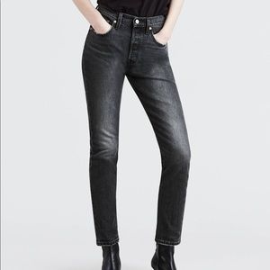 Levi’s 501 Skinny Jeans
